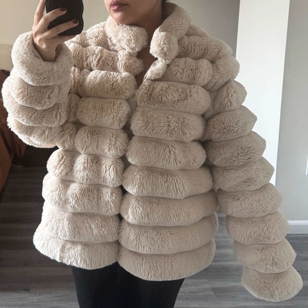 SALONI Plush Cream Teddy Jacket
